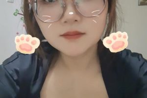 蜀山带眼睛的学姐